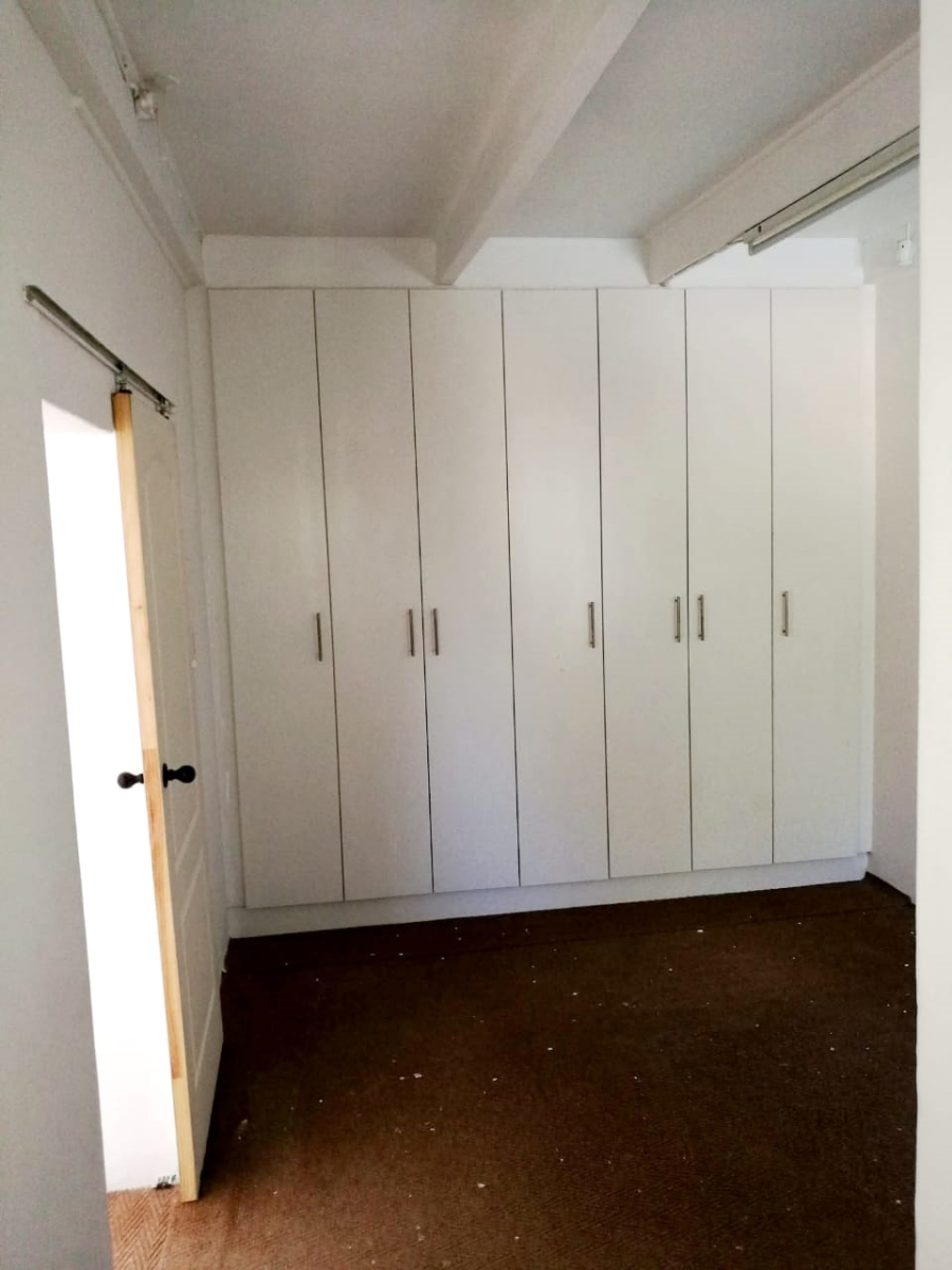 6 Bedroom Property for Sale in Highgate Eastern Cape